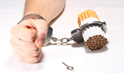 Resultado de imagem para cigarro mata